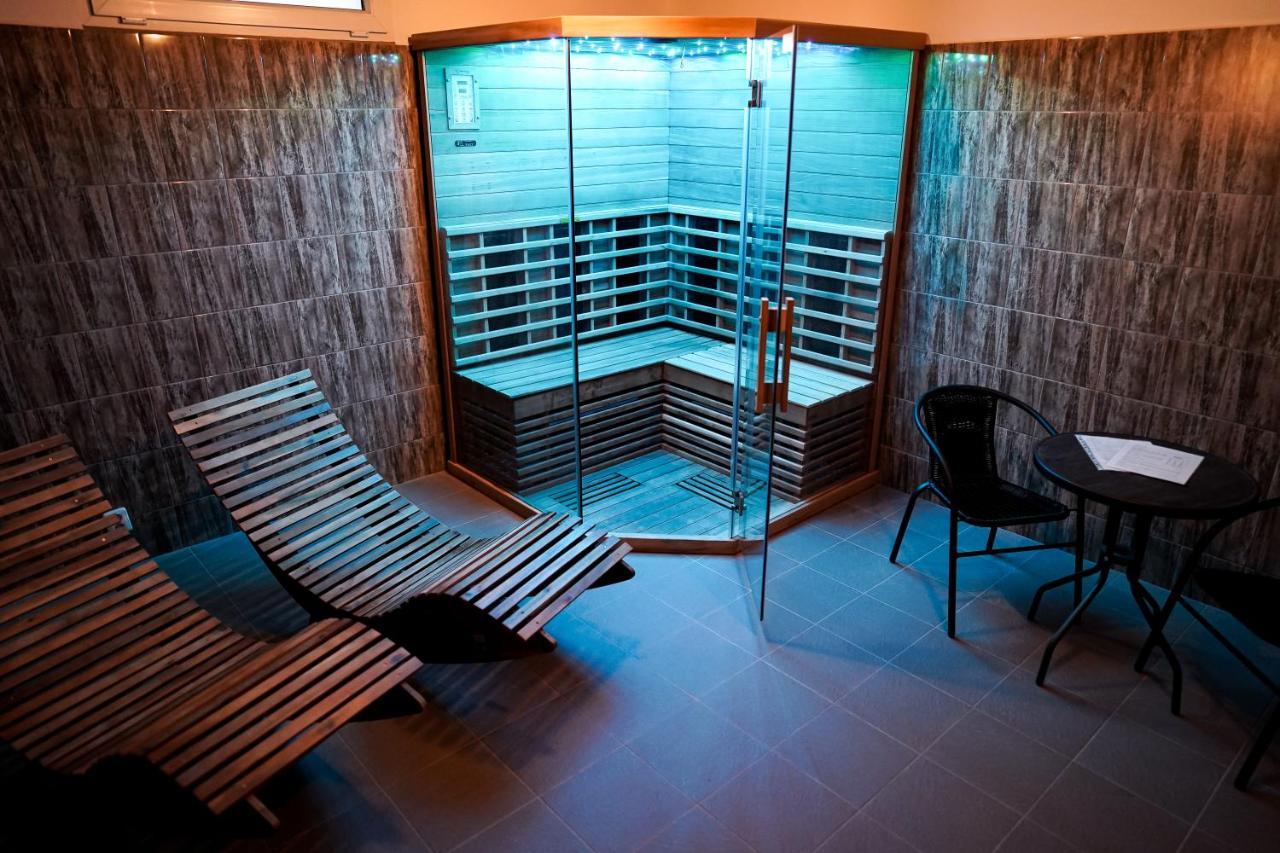 Готель Interhotel America Пісек