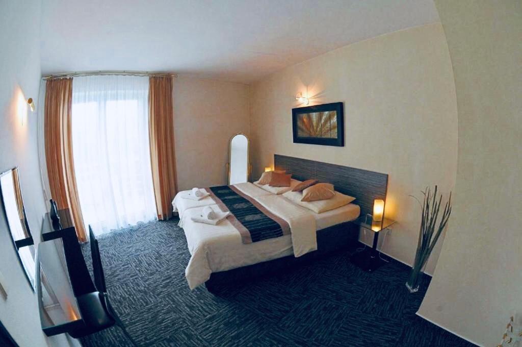 Interhotel America Пісек